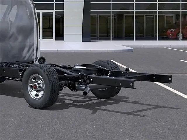 2025 GMC Savana Cutaway Work Van