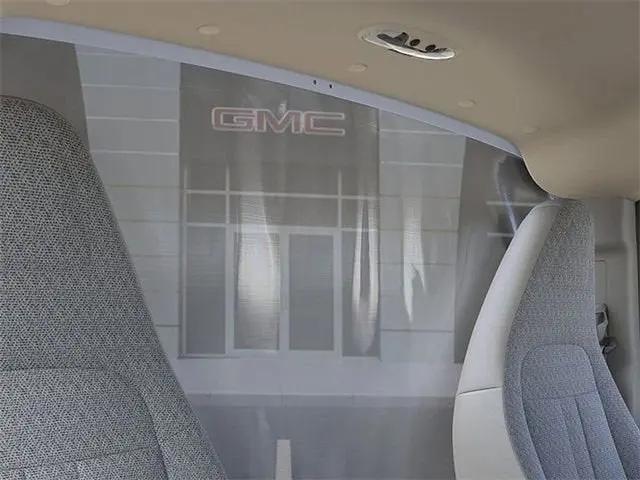 2025 GMC Savana Cutaway Work Van