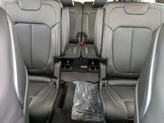 2025 Jeep Grand Cherokee L Overland 4x4