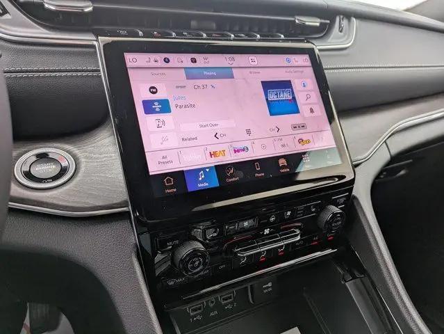 2025 Jeep Grand Cherokee L Overland 4x4