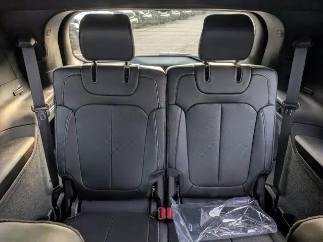2025 Jeep Grand Cherokee L Overland 4x4
