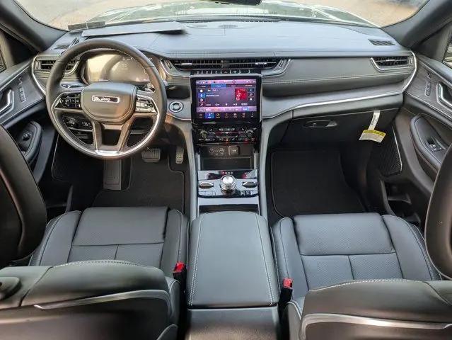 2025 Jeep Grand Cherokee L Overland 4x4