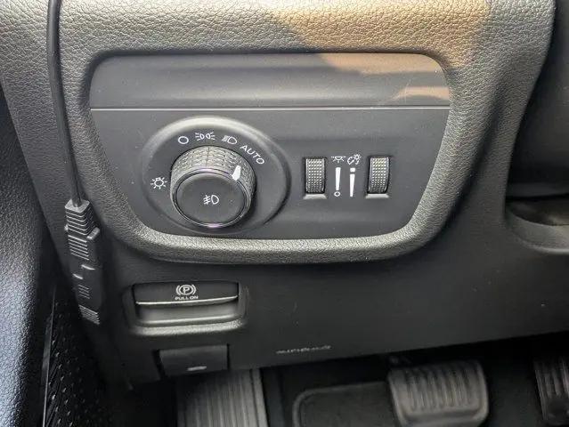 2025 Jeep Grand Cherokee L Overland 4x4
