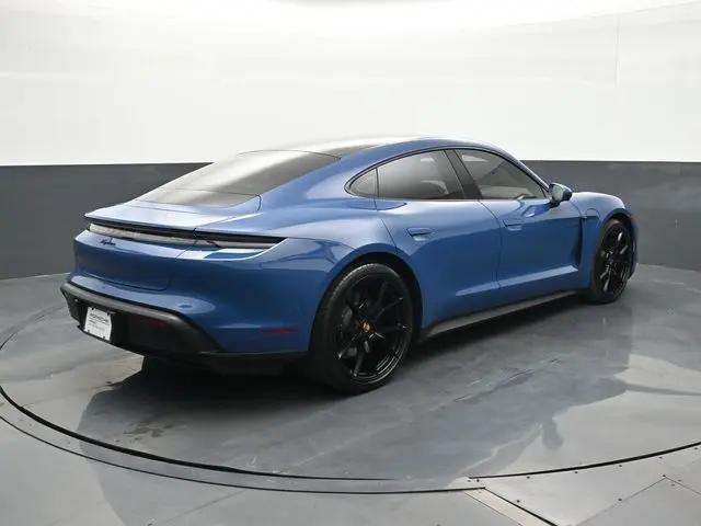 2025 Porsche Taycan 4