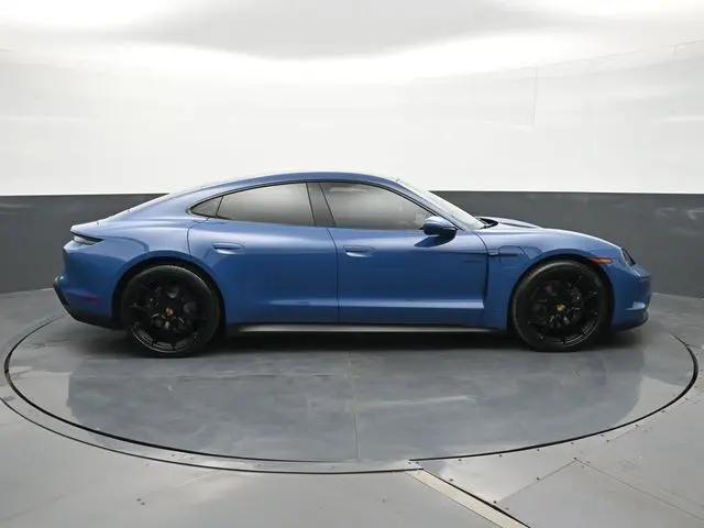 2025 Porsche Taycan 4