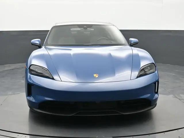 2025 Porsche Taycan 4