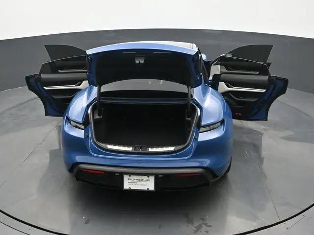 2025 Porsche Taycan 4
