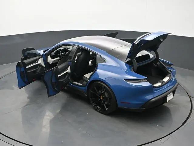 2025 Porsche Taycan 4