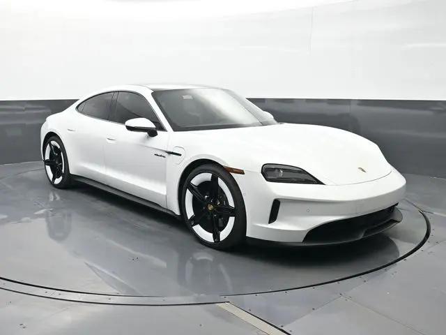 2025 Porsche Taycan 4