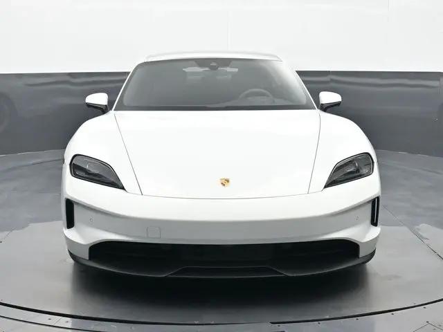 2025 Porsche Taycan 4