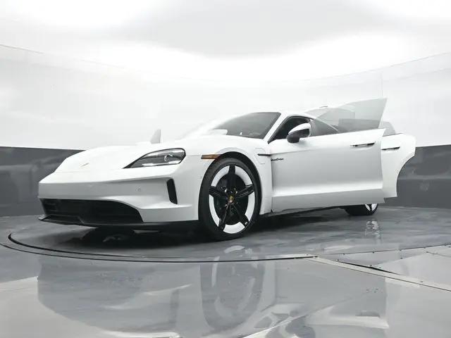 2025 Porsche Taycan 4