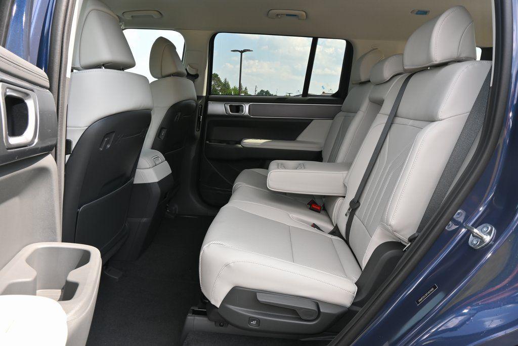 2026 Hyundai Santa Fe SEL - Photo 14