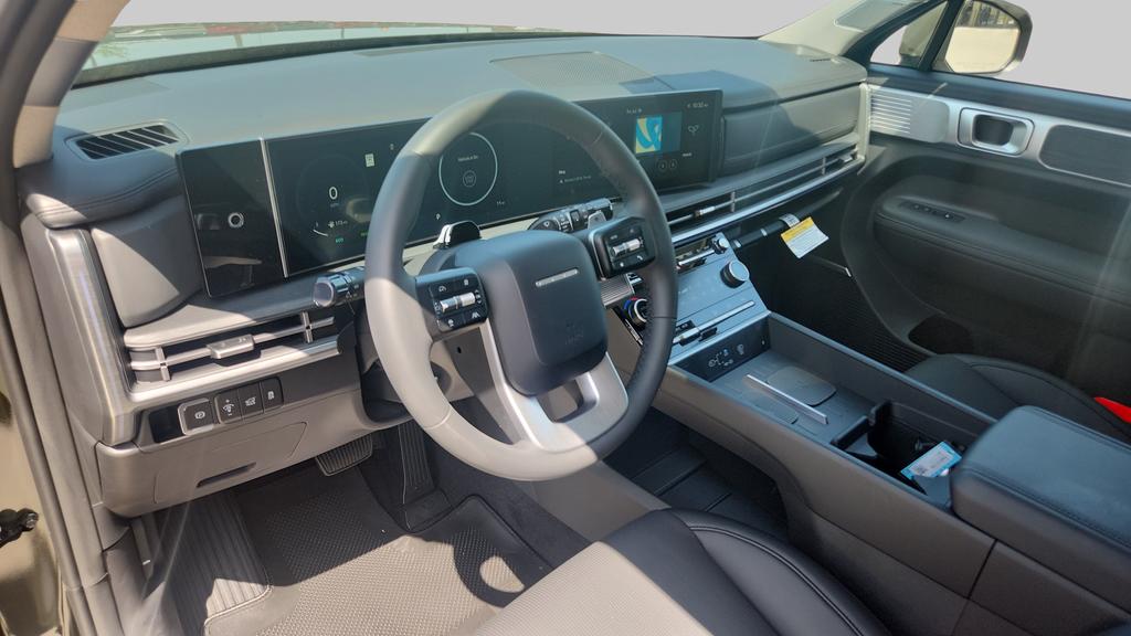 2026 Hyundai Santa Fe Limited - Photo 9