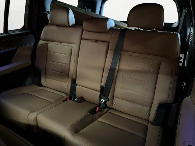 2026 Hyundai Santa Fe Limited - Photo 13