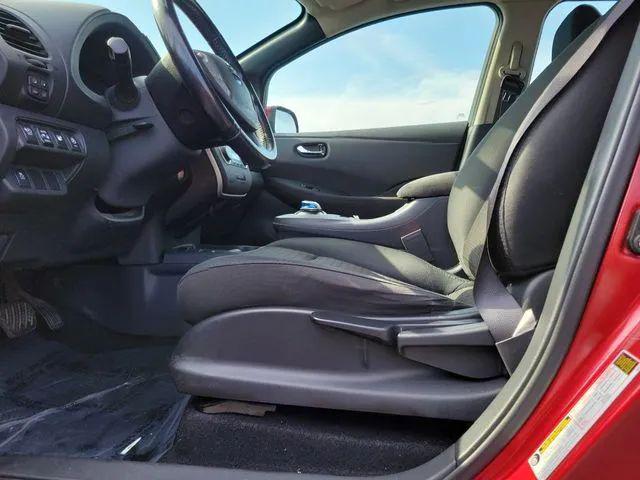 2013 Nissan LEAF S