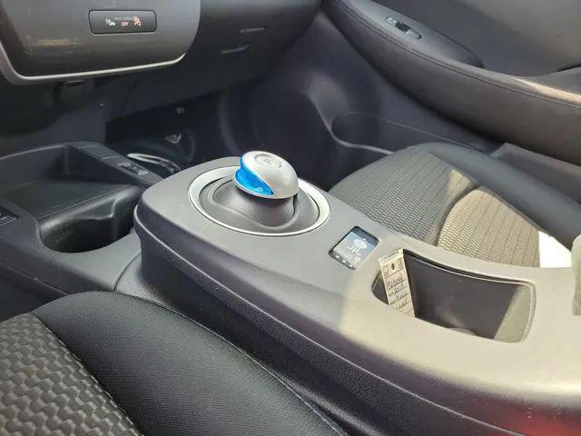 2013 Nissan LEAF S