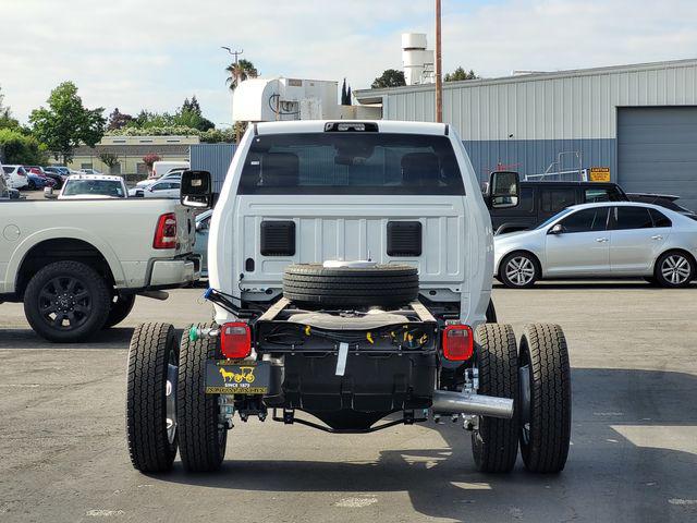 2025 Ram 4500 Chassis Tradesman/Big Horn