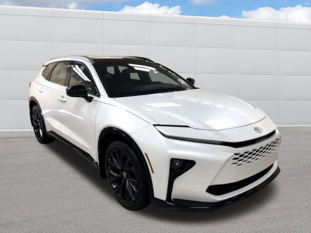 2025 Toyota Crown Signia Limited