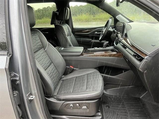 2022 Cadillac Escalade 4WD Sport Platinum