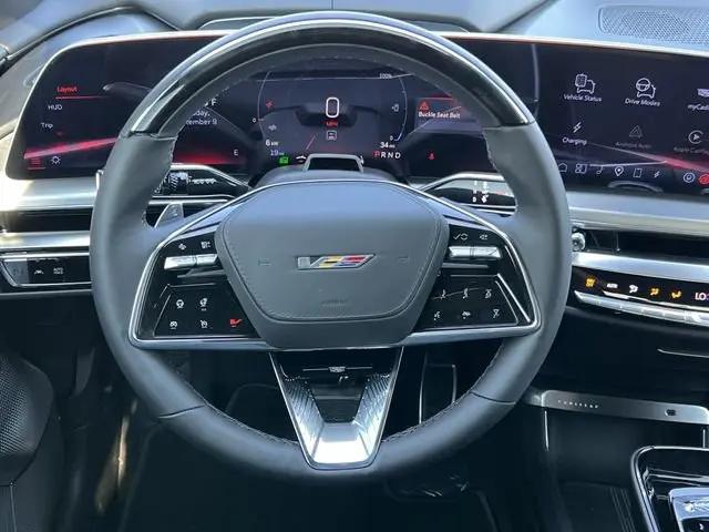2026 Cadillac iQ V-Series w/1SM