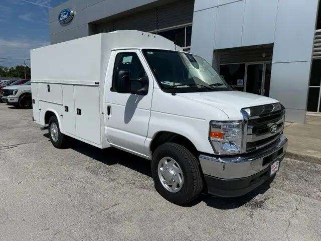 2026 Ford E-350 Cutaway E-Series Cutaway for sale in Decatur, AL