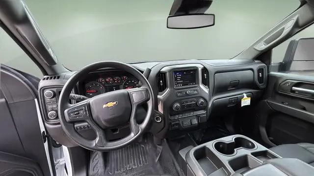2025 Chevrolet Silverado 3500HD Work Truck