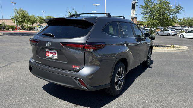 2025 Toyota Highlander XLE