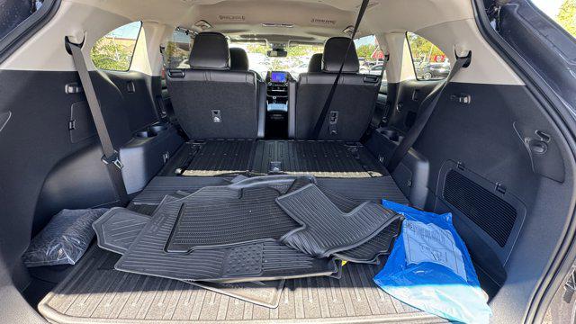 2025 Toyota Highlander XLE