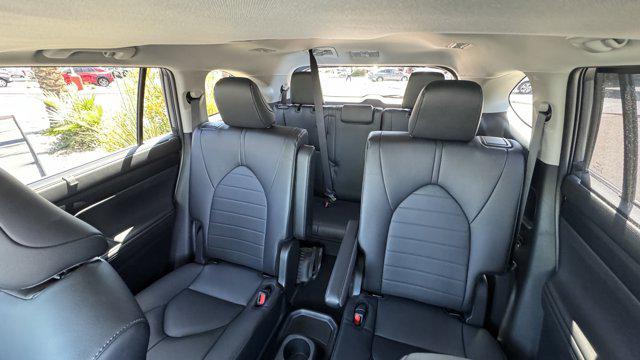 2025 Toyota Highlander XLE