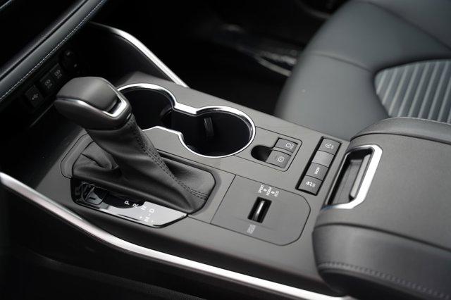 2025 Toyota Highlander XSE