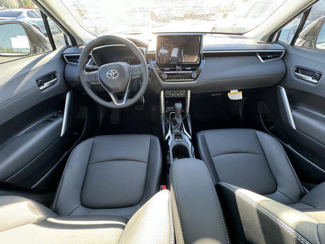 2025 Toyota Corolla Cross XLE