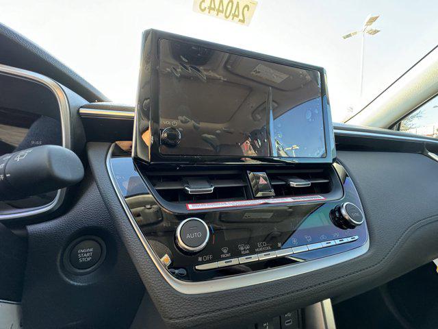 2025 Toyota Corolla Cross XLE