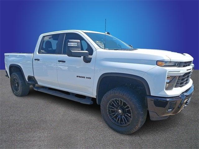 2024 Chevrolet Silverado 2500HD 4WD Crew Cab Standard Bed Custom