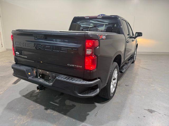 2023 Chevrolet Silverado 1500 2WD Crew Cab Short Bed Custom