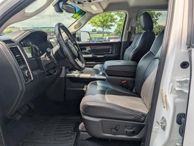 2018 RAM 2500 Laramie Crew Cab 4x4 64 Box