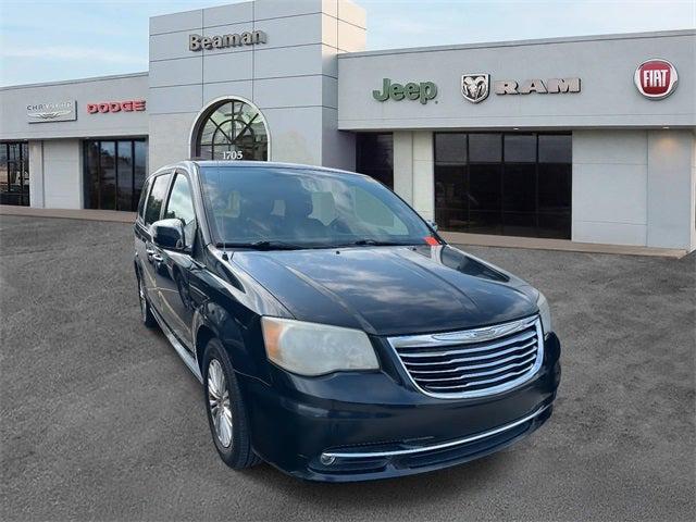 2012 Chrysler Town and Country Touring-L