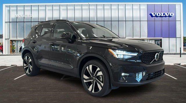 2026 Volvo XC40 B5 Ultra for sale in Barrington, IL