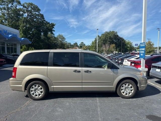 2008 Chrysler Town and Country LX