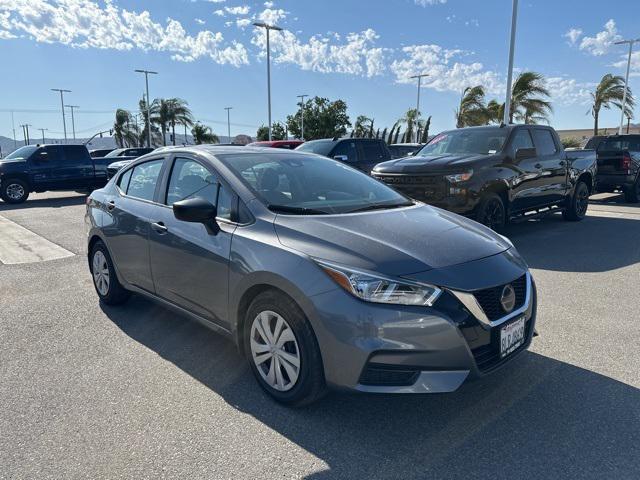 2020 Nissan Versa S Xtronic CVT