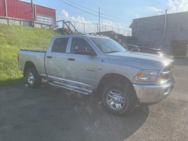 2018 RAM 3500 Tradesman Crew Cab 4x4 64 Box