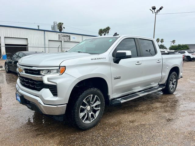 2022 Chevrolet Silverado 1500 2WD Crew Cab Short Bed LT