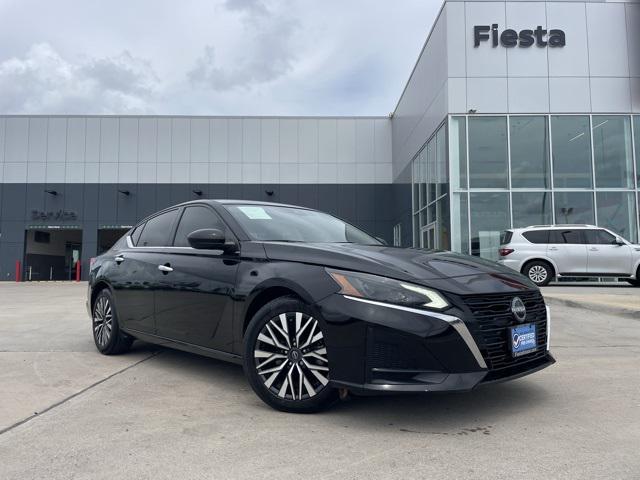 2023 Nissan Altima SV FWD