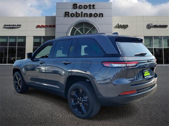 2022 Jeep Grand Cherokee Altitude 4x4