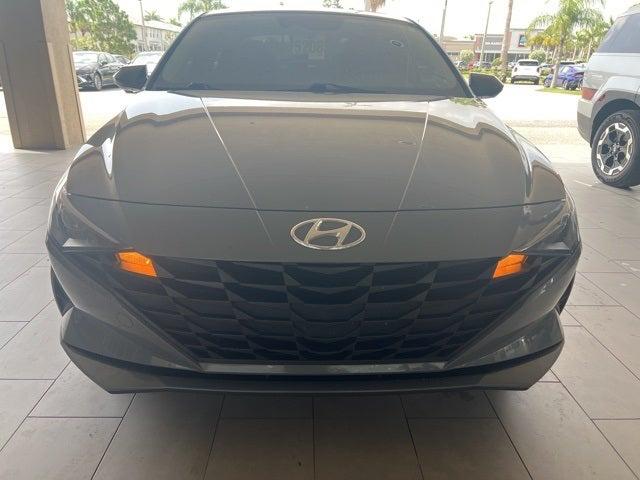 2022 Hyundai Elantra SE 2022 Hyundai Elantra SE