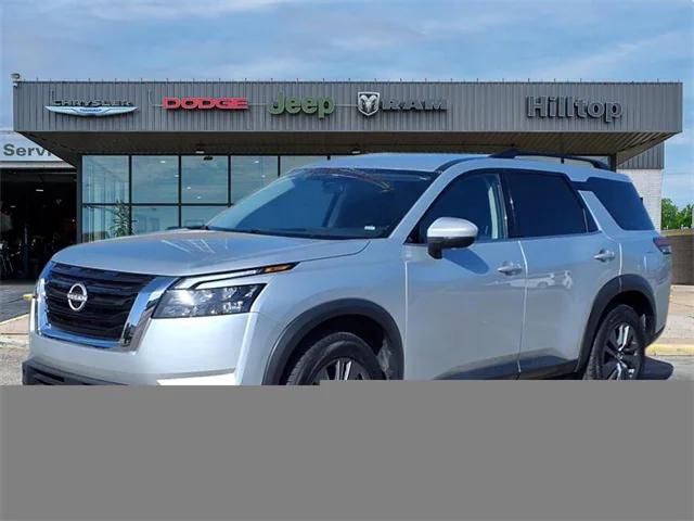 2024 Nissan Pathfinder SV FWD