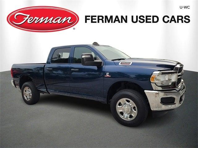 2024 RAM 3500 Tradesman Crew Cab 4x4 64 Box