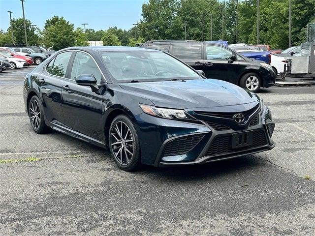 2021 Toyota Camry SE AWD