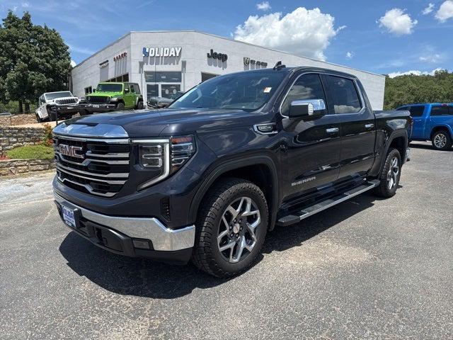 2022 GMC Sierra 1500 4WD Crew Cab Short Box SLT