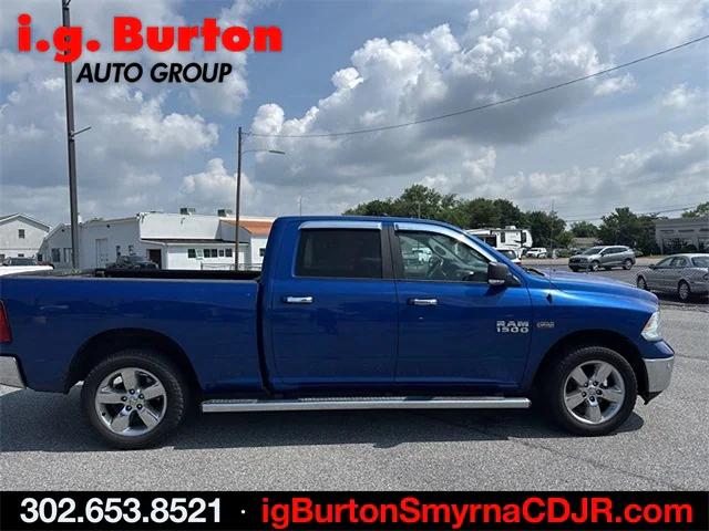 2017 RAM 1500 Big Horn Crew Cab 4x4 64 Box