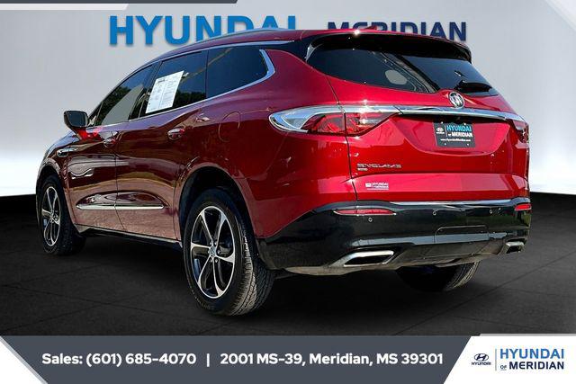 2024 Buick Enclave Essence AWD 2024 Buick Enclave Essence AWD